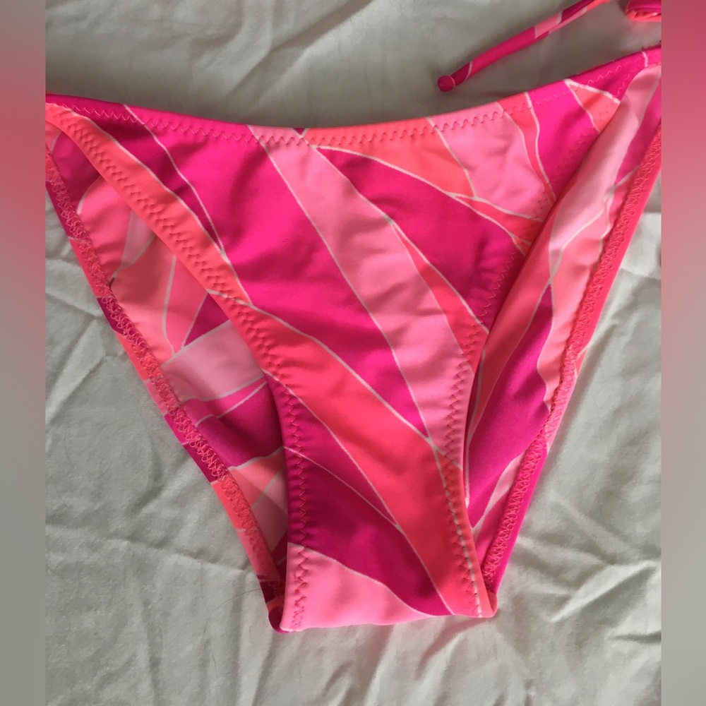 90’s Beautiful Multicolored Pink String Bikini Set - image 2